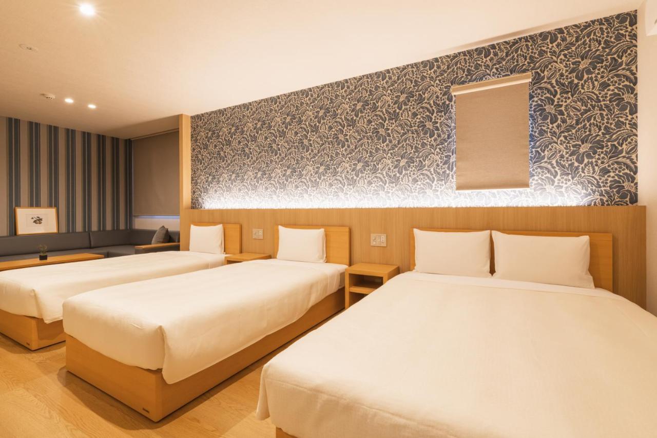 Grand Base Hakata Gofuku Aparthotel Fukuoka  Exterior photo