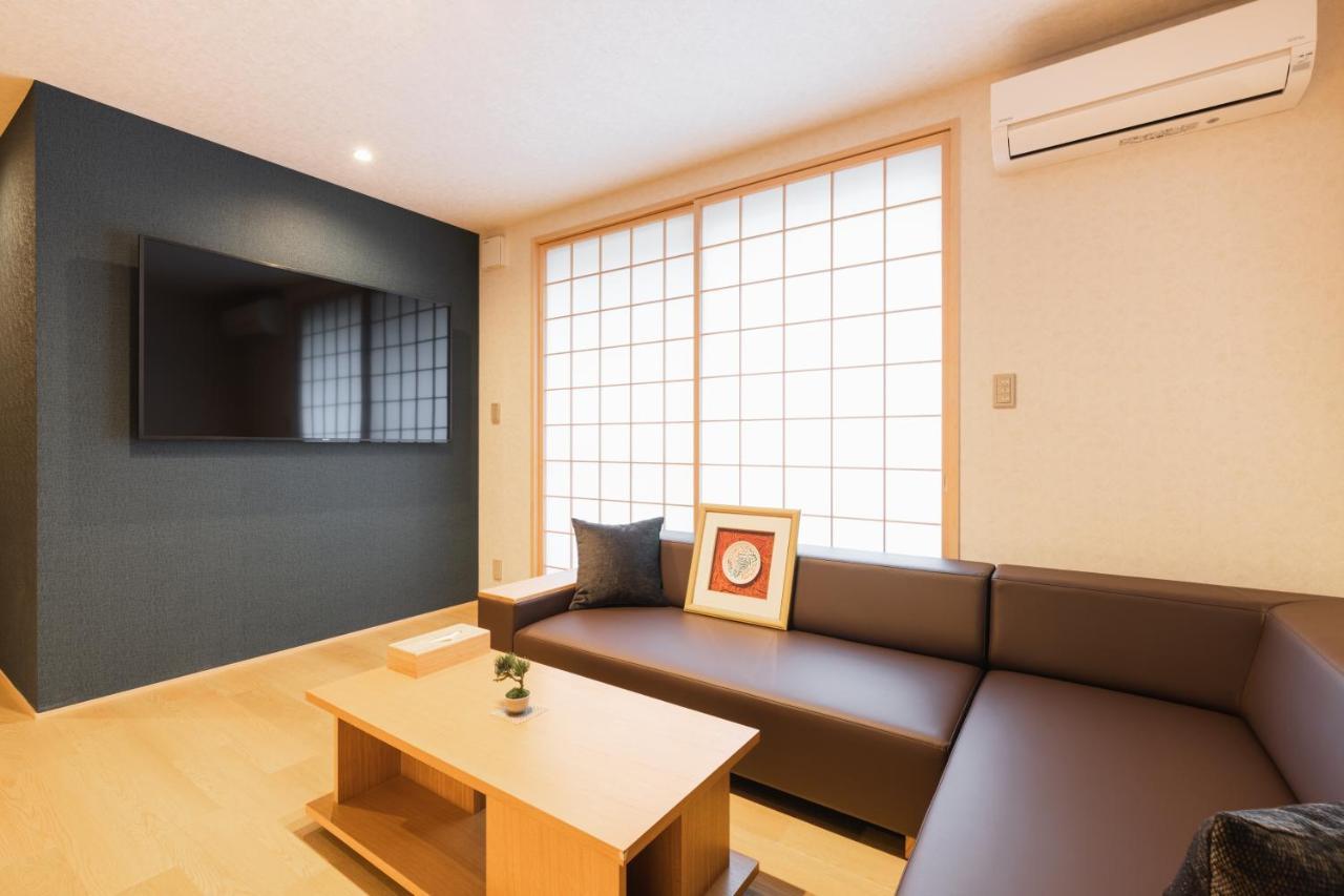 Grand Base Hakata Gofuku Aparthotel Fukuoka  Exterior photo